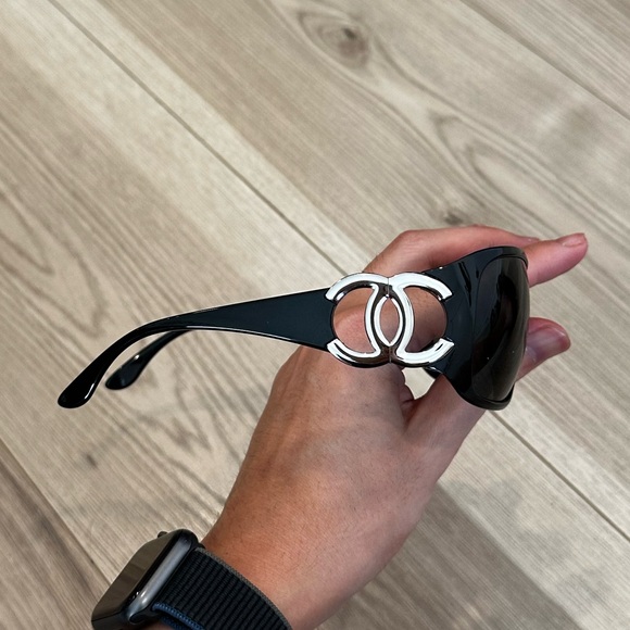 Chanel CC Women’s Black Acetate Sunglasses - Picture 2 of 8
